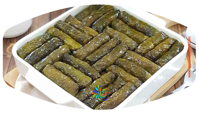 آذربایجان کشوری باستانی است که به سبب طبیعت چشمنواز، مردمان خونگرم و دوست داشتنی، فرهنگی مشابه و البته فاصله بسیار کمشان با ایران، بسیار مورد توجه گردشگران می باشد. در این میان نباید غذاهای خوشمزه و متنوع آذربایجان را از قلم انداخت. شاید بتوان گفت یکی از 